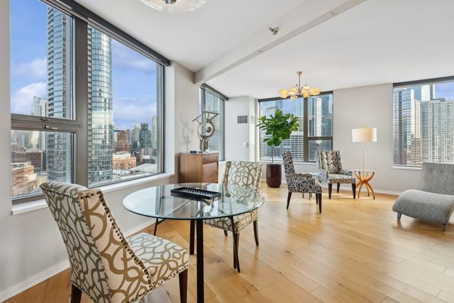 501 N Clinton Street 1503, Chicago, IL 60654