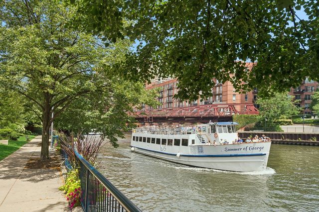 501 N Clinton Street 1503, Chicago, IL 60654