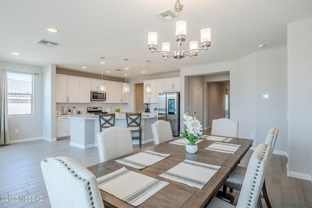 13926 E Red Oaks Drive, Vail, AZ 85641