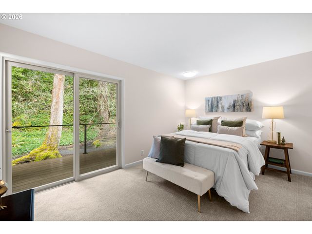 1053 NORTHSHORE Pl, Lake Oswego, OR 97034