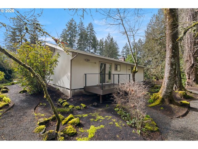 1053 NORTHSHORE Pl, Lake Oswego, OR 97034