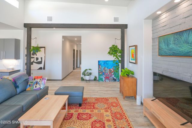 8275 Pissarro Drive, Las Cruces, NM 88007