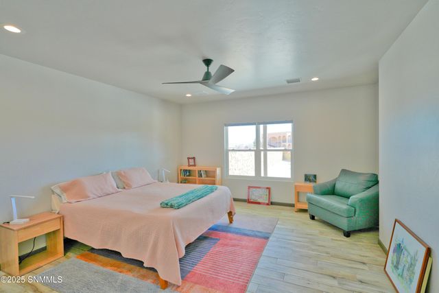 8275 Pissarro Drive, Las Cruces, NM 88007