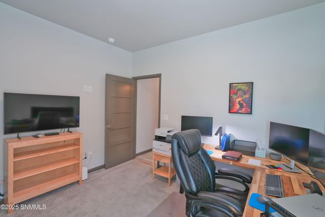 8275 Pissarro Drive, Las Cruces, NM 88007
