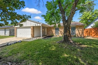 1310 California Trail, Grand Prairie, TX 75052