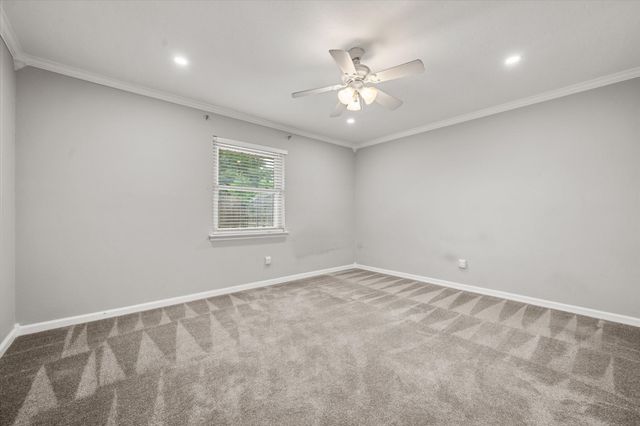 213 Meadowhill Drive, Benbrook, TX 76126