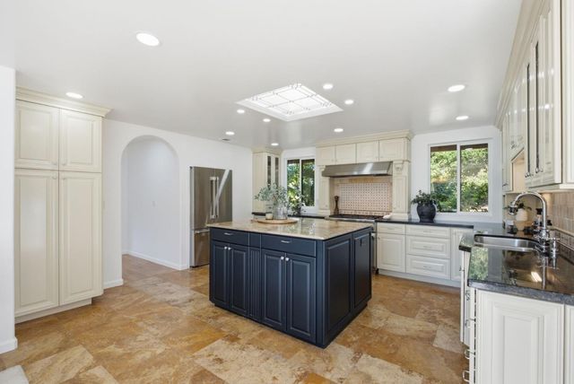 28505 Matadero Creek Lane, Los Altos Hills, CA 94022