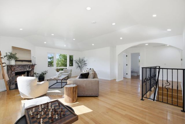 28505 Matadero Creek Lane, Los Altos Hills, CA 94022