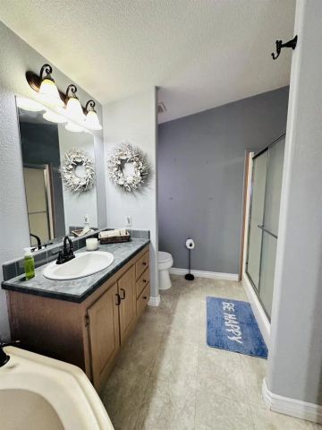 22241 Nisqually SPC 67, Apple Valley, CA 92308