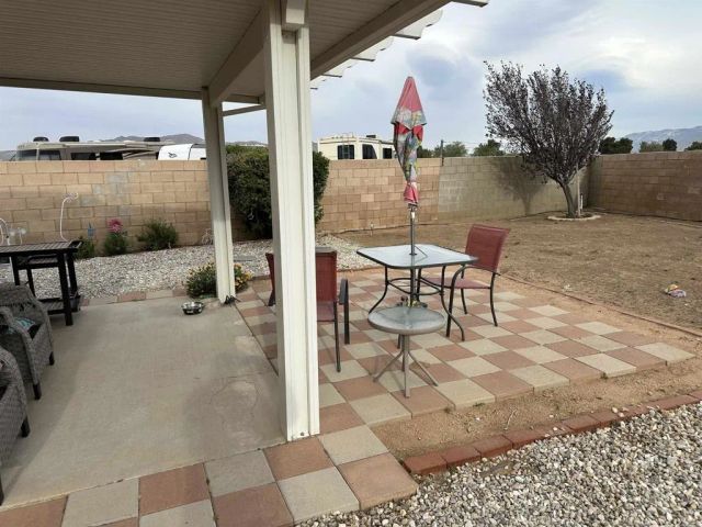 22241 Nisqually SPC 67, Apple Valley, CA 92308