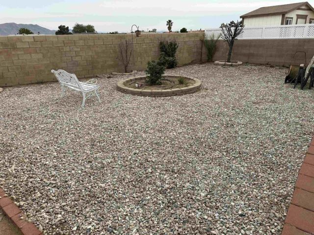 22241 Nisqually SPC 67, Apple Valley, CA 92308