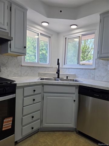 511 McKinley Avenue, Flint, MI 48507