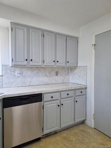 511 McKinley Avenue, Flint, MI 48507