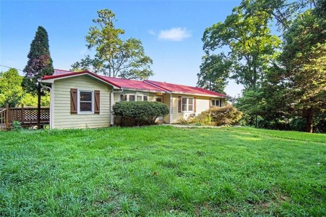 221 Tower Drive, Dallas, GA 30132