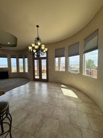 6813 Nagoya Road NE, Rio Rancho, NM 87144