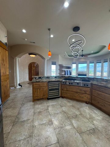 6813 Nagoya Road NE, Rio Rancho, NM 87144