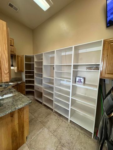 6813 Nagoya Road NE, Rio Rancho, NM 87144