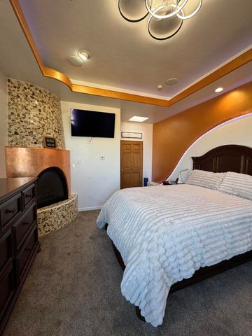 6813 Nagoya Road NE, Rio Rancho, NM 87144