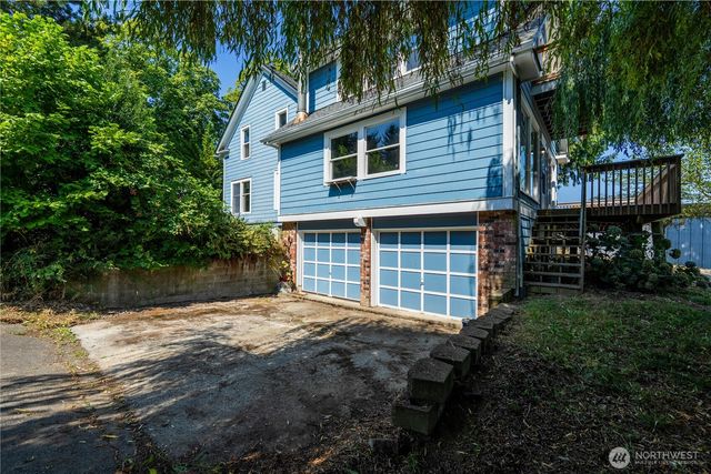 10121 67th Avenue NE, Marysville, WA 98270