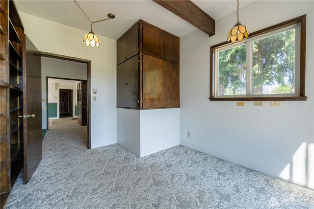 10121 67th Avenue NE, Marysville, WA 98270