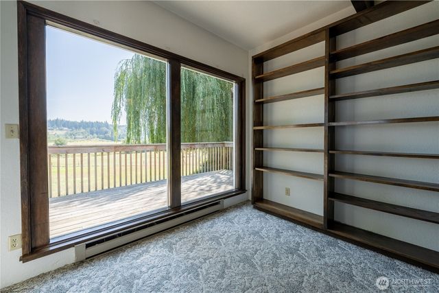 10121 67th Avenue NE, Marysville, WA 98270