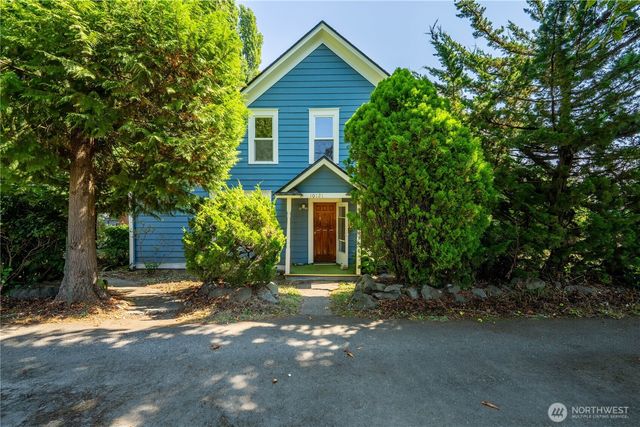 10121 67th Avenue NE, Marysville, WA 98270