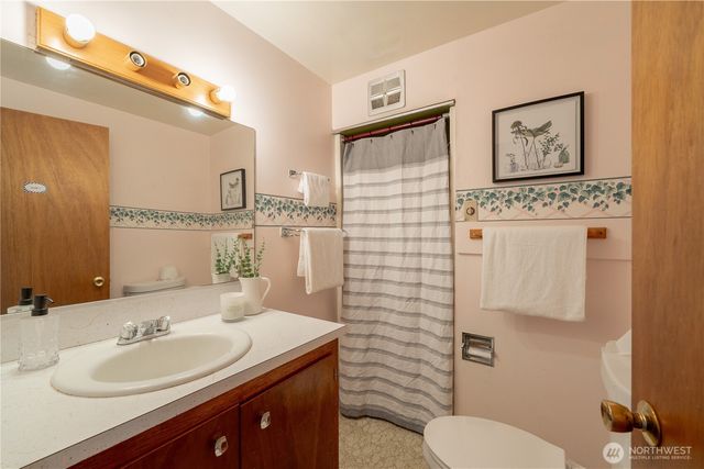 10121 67th Avenue NE, Marysville, WA 98270