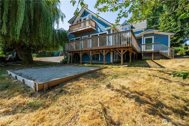 10121 67th Avenue NE, Marysville, WA 98270
