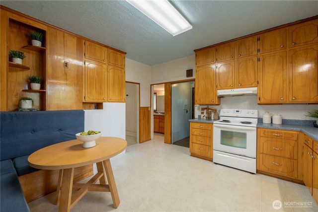 10121 67th Avenue NE, Marysville, WA 98270