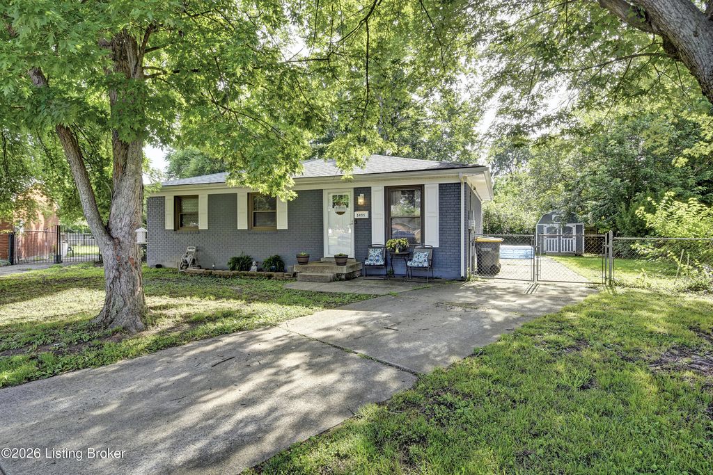 5405 Thunder Ct, Louisville, KY 40272