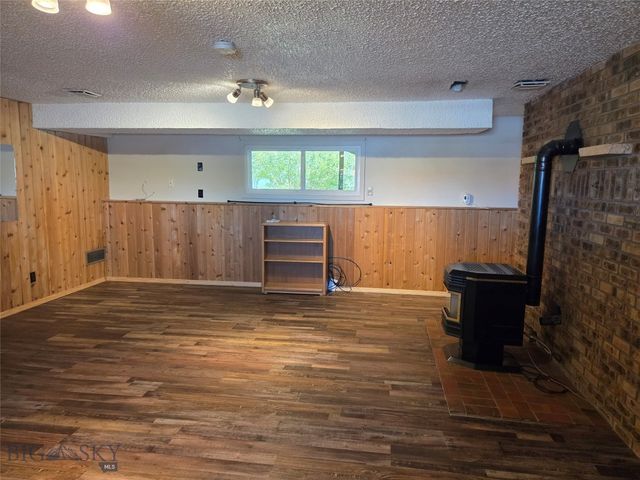 2310 Continental Drive, Butte, MT 59701