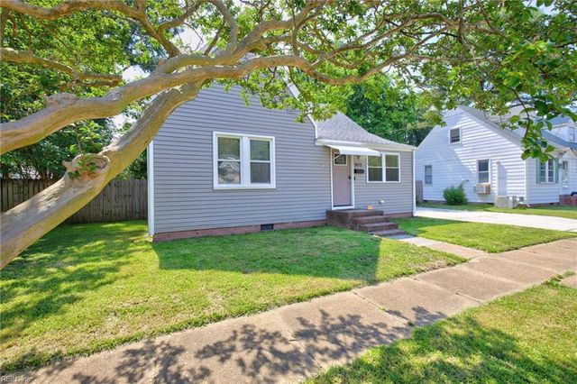 3821 Essex CIR, Norfolk, VA 23513