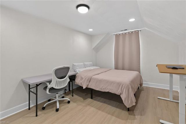 3821 Essex CIR, Norfolk, VA 23513