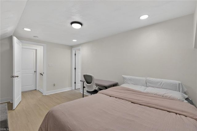 3821 Essex CIR, Norfolk, VA 23513