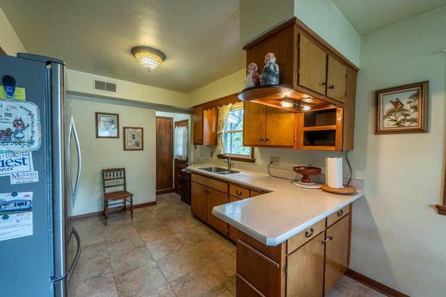 372 Rogers STREET, Hartford, WI 53027