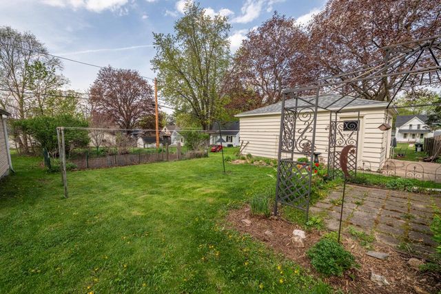 372 Rogers STREET, Hartford, WI 53027