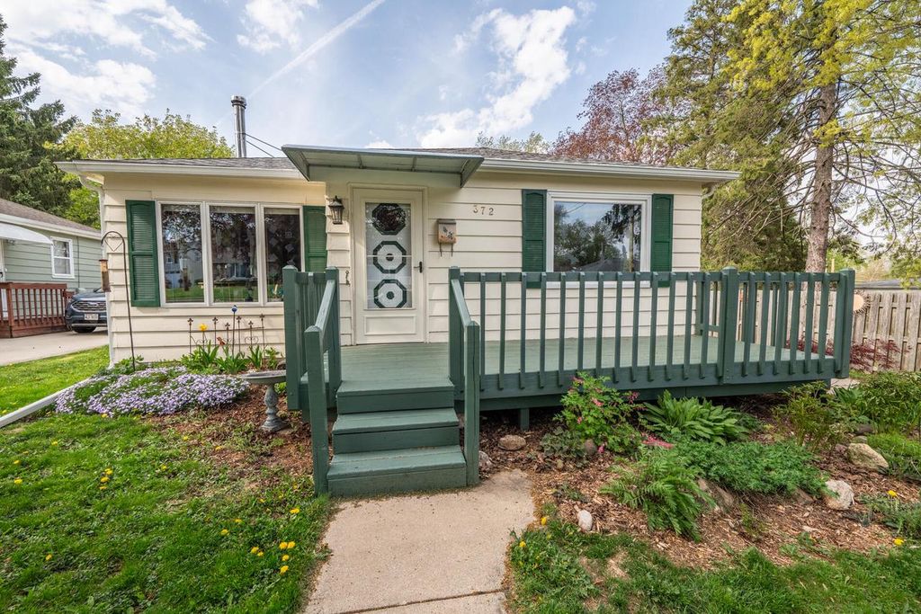 372 Rogers STREET, Hartford, WI 53027