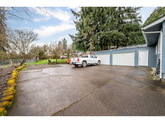 2337 W CASTLEMAN St, Longview, WA 98632