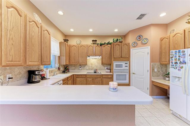 17823 ARBOR CREEK DRIVE, Tampa, FL 33647