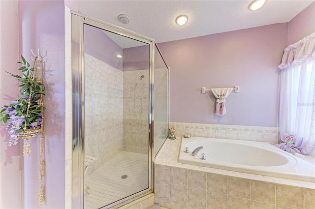 17823 ARBOR CREEK DRIVE, Tampa, FL 33647