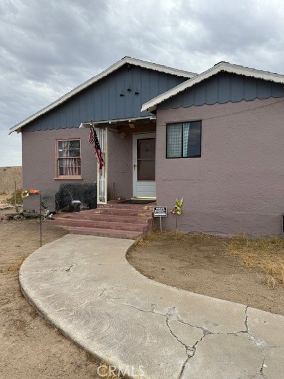 Image 1 of property listing at 313 Desnok, Needles, CA 92363