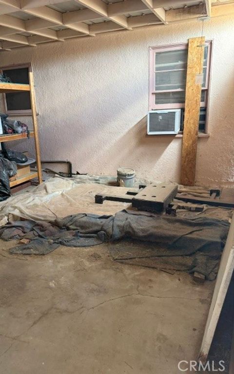 Image 28 of property listing at 313 Desnok, Needles, CA 92363