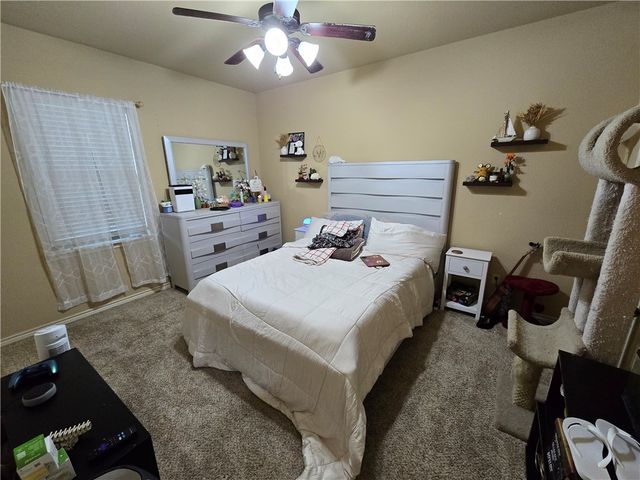 403 Momma Bear Drive, College Station, TX 77845