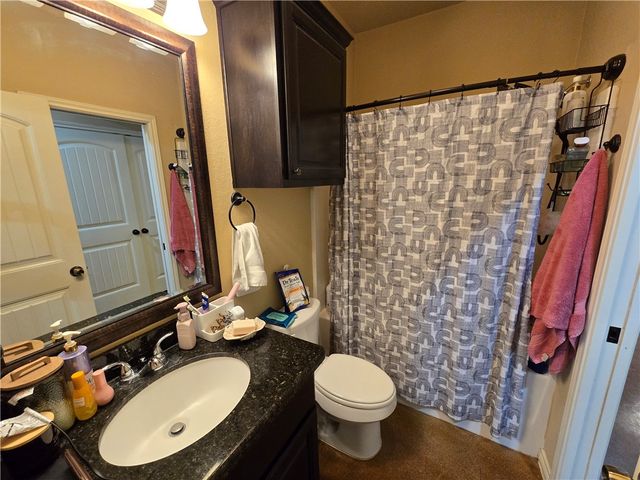 403 Momma Bear Drive, College Station, TX 77845