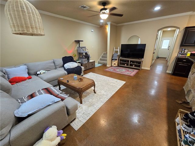 403 Momma Bear Drive, College Station, TX 77845
