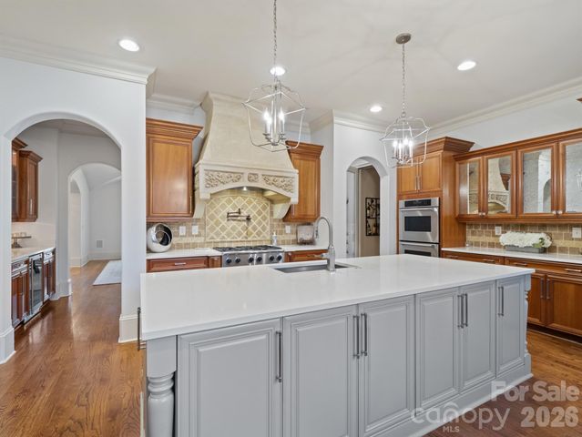 229 Wrenwood Lane, Charlotte, NC 28211