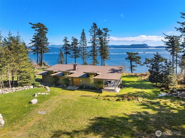 346 Thatcher Pass Rd, Decatur Island, WA 98221