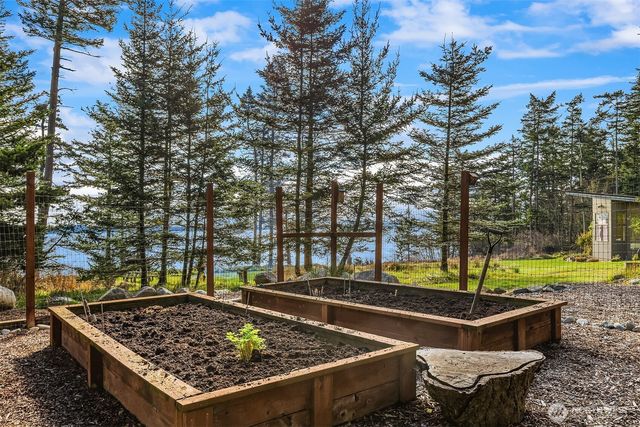 346 Thatcher Pass Rd, Decatur Island, WA 98221