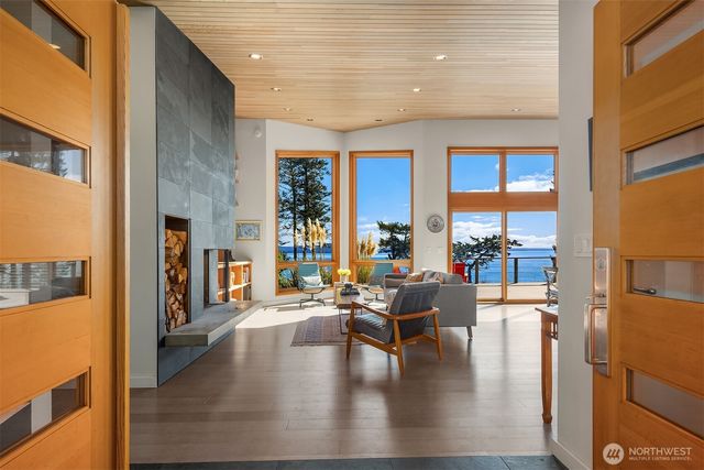 346 Thatcher Pass Rd, Decatur Island, WA 98221