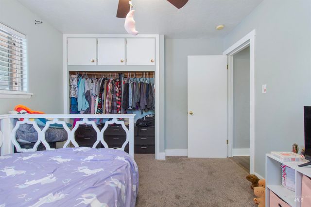 1968 Falls Ave E, Twin Falls, ID 83301